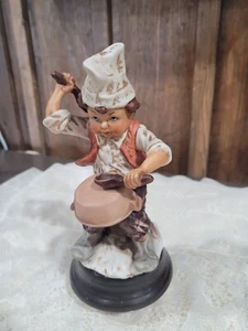 GIUSEPPE Armani Il mondo di Gulliver che colpisce la padella con cucchiaio statuina music box - Foto 1 di 6