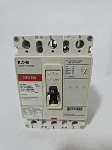 Interruttore automatico EATON HFD3020BP10 usato  - Foto 1 di 6
