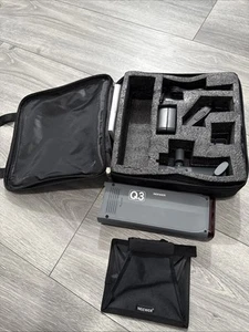 Neewer Q3 TTL Portable Wireless Strobe Light - Picture 1 of 5
