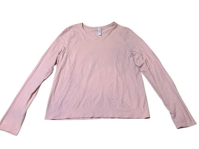 Athleta Light Pink Long Sleeve Women's Fitted Shirt Size Large EUC - Image 1 of 4