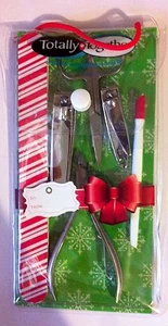 Totally Together Manicure Set 6 piece set - Red/White file - Picture 1 of 1