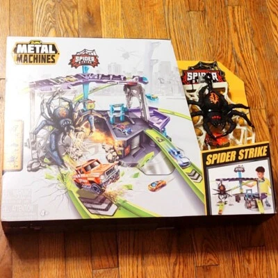 Metal Machines Spider Strike Track Set - Image 1 of 4