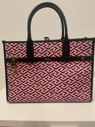 Borsa Versace La Greca nuova. Questa borsa nuova è assolutamente stupenda.