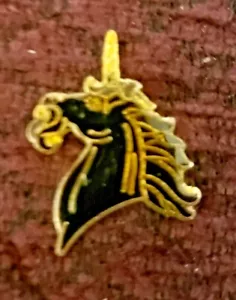 Vintage Emaille Einhorn Kopf schwarz Hut Pin Größe 1" Länge x 3/4" breit - Bild 1 von 1