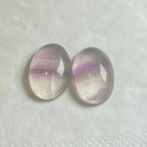 PAR DE CABUJONES DE FLUORITA NATURALES 26,00 CTS SIN TRATAR, 18 X 13 MM - Imagen 1 de 3