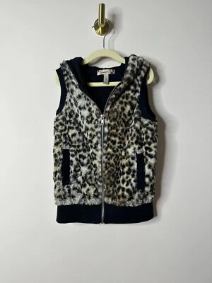Chaleco con capucha de leopardo de piel sintética sin palabras pequeño para niñas Foto 1 de 4