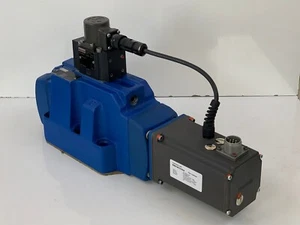 Rexroth / Proportional Directional Control Valve / R901551388 / 4WRDE25VN350L-60 - Picture 1 of 17