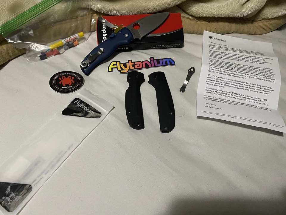 Spyderco Shaman Satin CPM SPY27 Hoja Lisa Azul Cobalto Mango G-10 Foto 1 de 4