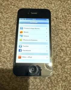Apple iPhone 4 - 16GB - Black Unlocked - Picture 1 of 6