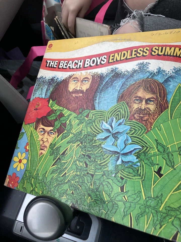 Lot Of 15 Rock Vinyls: Boston Journey AC/DC ,pink Floyd - Image 1 of 4