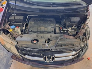 Pantalla de visualización montada en el techo trasero 2015 Odyssey Sku#4245170 - Imagen 1 de 6