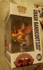 FUNKO POP! Crash Bandicoot in Mask Armor Funkon Condiviso 2021 *Pronto per la spedizione* - Foto 1 di 8