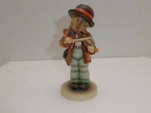 "Estatuilla de porcelana pintada a mano ""Pequeño violinista"" Hummel Goebel Alemania 6" - Imagen 1 de 5