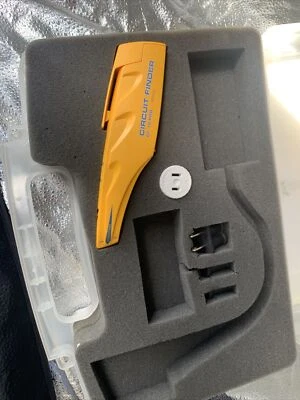 ZIRCON CF12 CIRCUIT FINDER- Missing Transmitter and 1 clips . - Image 1 of 4
