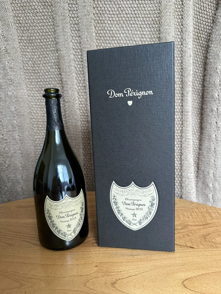 Dom Perignon 2013 Vintage Champagne Botella Vacía + Caja + Folleto Foto 1 de 4