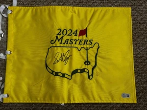 SCOTTIE SCHEFFLER SIGNED 2024 MASTERS GOLF FLAG AUTO BECKETT Certified Authentic - Picture 1 of 3