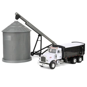 1/32nd Peterbilt Model 367 Straight Truck with Grain Box, Bin, & Auger 46501 - Picture 1 of 12