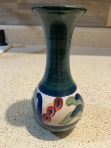 Vintage Gail Pittman Keramik Knospen Vase im "Traubenrebe" Muster signiert 1988 - Bild 1 von 11