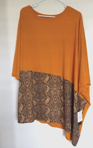 Tunica oversize DG2 DIANE GILMAN 2X NUOVA CON ETICHETTE manica unica orlo asimmetrico girocollo NUOVA - Foto 1 di 5