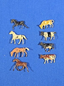 Vintage Toy Horses & Cows Miniature Lead Figures Detailed Collectible Painted - Picture 1 of 8