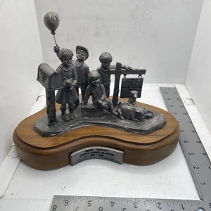 Ricker Bartlett Charter Member Collectors Society 1981 - 1985 Figurines OS-980Z - Picture 1 of 11