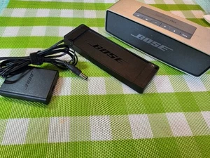 Bose SoundLink Mini I Bluetooth Speaker Silver w/ Charging Cradle & Cord TESTED - Picture 1 of 13