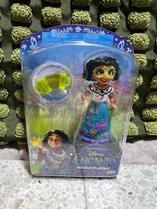 Disney Encanto Mirabel Madrigal Mini Figure Small Doll 3" and Accessory Toy New - Picture 1 of 2