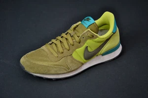 Nike Internationalist Green Shoes Women 9 Gym Running CL125 - Picture 1 of 6