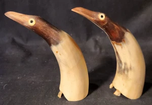 Lot of 2 Vintage Horn Carved Penguins-Glass Eyes-5" tall - Picture 1 of 9
