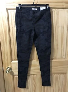 MUDD - WOMEN - HIGH-RISE JEGGING - CAMO - SIZE S (5-TW-151) - Picture 1 of 6