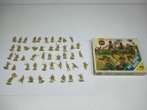 Vintage Airfix H0/00 Japanese Infantry X48 Soldiers, complete set in white box - Picture 1 of 6