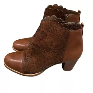 Brighton Glory Brown Leather Ankle Boots Womens Size 8M Boho Laser Cut Floral - Picture 1 of 10