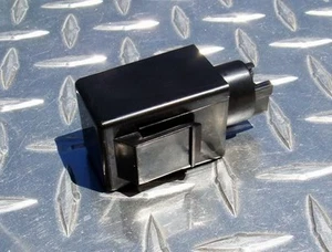 LED Flasher Relay Honda CBR 500R 600RR 1000RR CB1000R CBF1000 CB500 650F CMX 500 - Picture 1 of 2