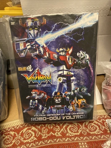 Voltron ROBO-DOU | Voltron: Defender of the Universe | threezero Cover