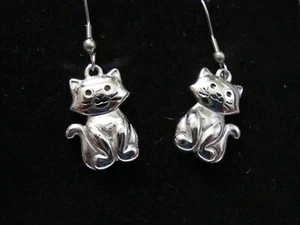 Silver CATS Stainless Steel Kitten Earrings 3/4" Long Dangle Hook NEW w/Gift Box - Picture 1 of 7