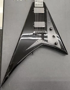 JACKSON Randy V Used Basswood body Maple neck Ebony fingerboard w/Soft case - Picture 1 of 12