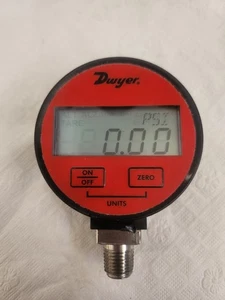 Dwyer DPGA-05 Digital Gas Pressure Gauge 0-15 PSIG. Tested - Picture 1 of 2