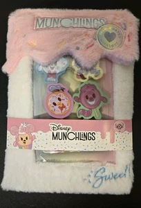 Disney Munchlings Sweet Treats Set Stazionario Blocco Note 6 Gomme - Foto 1 di 13