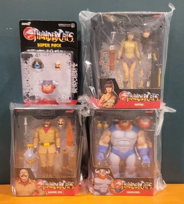 Super 7 Thundercats Ultimates Wave 12 Nayda Cruncher Safari Joe w/Bonus In Hand - Image 1 of 4