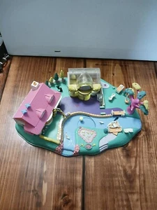 Vintage Polly Pocket Magical Movin Pollyville Play Set 1996 Incomplete - Picture 1 of 9