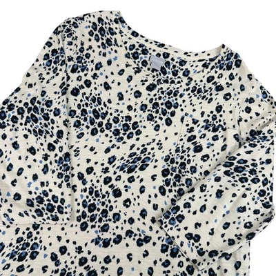Top túnica manga larga Chicos talla 3 XL azul crema negro estampado de leopardo Foto 1 de 4