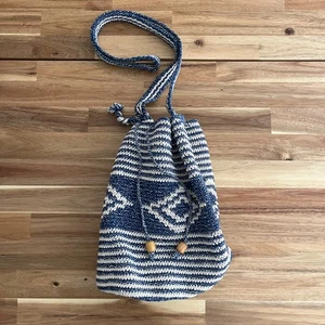Altiplano Handmade Woven Guatemalan Bucket Bag - Picture 1 of 8