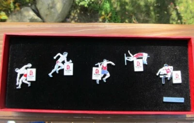 Juego de prendedores de atletismo olímpicos de Beijing 2008 en caja - edición limitada 02845/20000 Foto 1 de 4