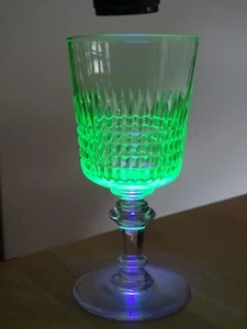 VAL ST LAMBERT 1 ANCIEN VERRE A VIN BLANC TYPE OURALINE CRISTAL 11,8 cm - Picture 1 of 5