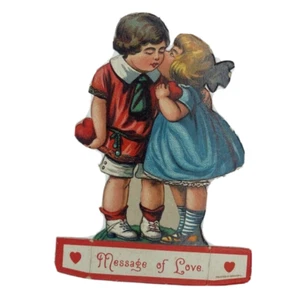 Valentinstag viktorianische gestanzte Grußkarte Mädchen küsst flüstert Made in Germany  - Bild 1 von 2