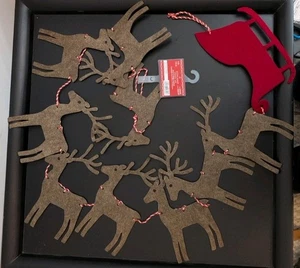 Ashland Filz Weihnachten Hirsch & Schlitten Girlande 6 Fuß  - Bild 1 von 8