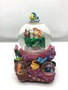 Disney Die kleine Meerjungfrau Arielle & Sebastian "Unter dem Meer" Schneekugel mit Musik - Bild 1 von 8