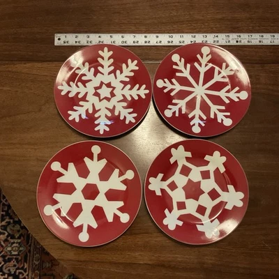 4 Red And White Snowflake Christmas Winter Holiday Porcelain Dishes - Image 1 of 2