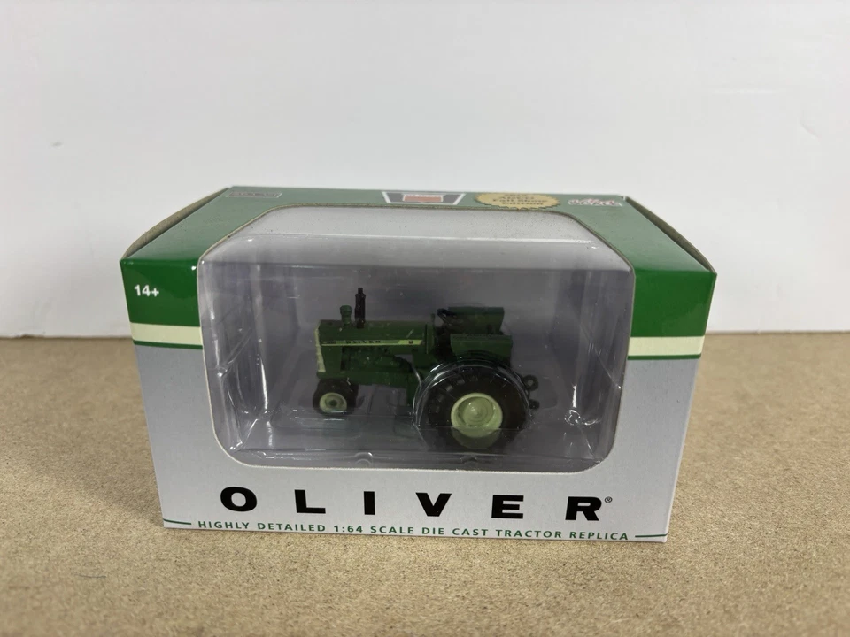 Oliver 1800 2019 Farm Show Edition 1/64 Scale By SpecCast SCT737 - Image 1 of 4