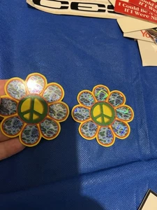 FRIEDENSZEICHEN ~ FLOWER POWER - kleiner holografischer Aufkleber 2er Set - Bild 1 von 4